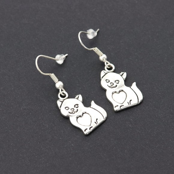 Metal cat dangle earrings, gift for cat lover, gift for her, cat drop earrings - Picture 4 of 6
